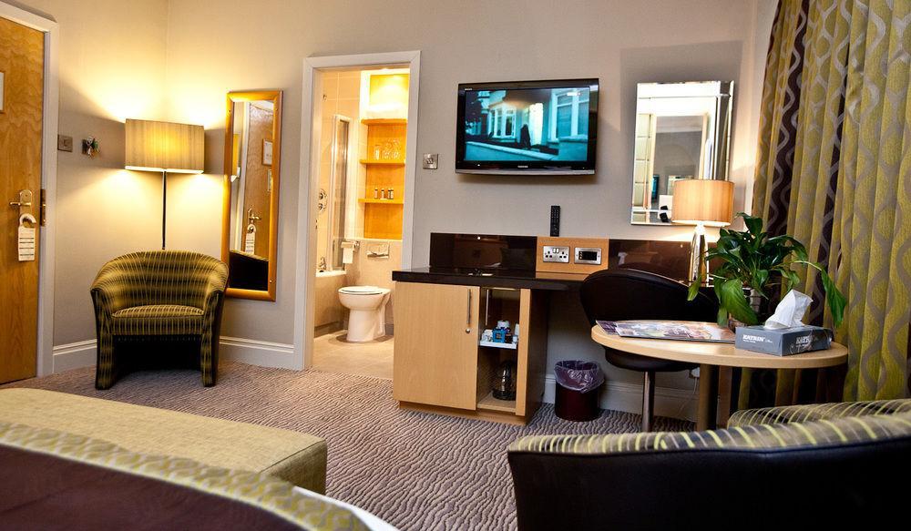 New Northumbria Hotel Нюкасъл ъпон Тайн Екстериор снимка