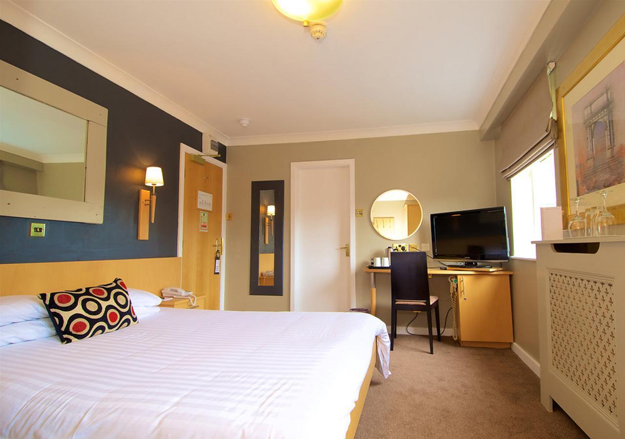 New Northumbria Hotel Нюкасъл ъпон Тайн Екстериор снимка
