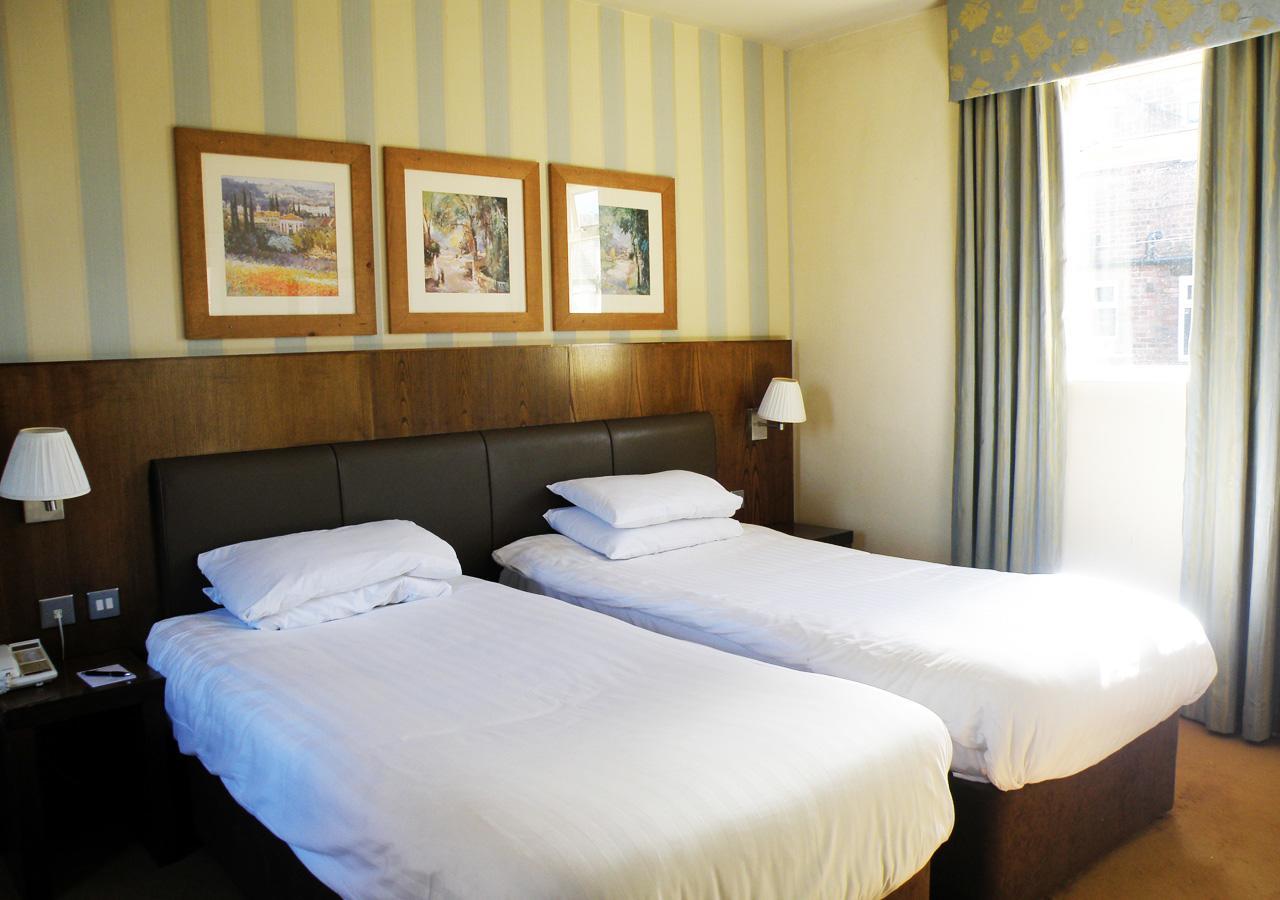 New Northumbria Hotel Нюкасъл ъпон Тайн Екстериор снимка