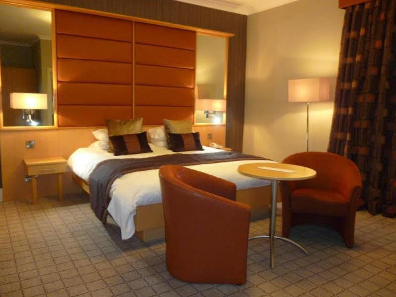 New Northumbria Hotel Нюкасъл ъпон Тайн Екстериор снимка